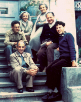 АМАЛЬДИ Уго (Amaldi Ugo) с родителями и семьей Э. Ферми. Источник: https://cerncourier.com/a/edoardo-amaldi-and-the-birth-of-big-science/