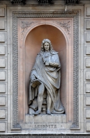 ЛЕЙБНИЦ Готфрид Вильгельм (Leibniz Gottfried Wilhelm)/ Памятник в Burlington_Gardens_London