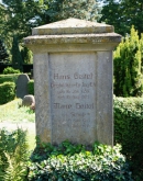 Могила Х.Ф. Гейтеля на главном кладбище в Вольфенбюттеле. Автор: Evergreen68. Ичточник: https://commons.wikimedia.org/wiki/File:Geitel_Hans_1.jpg