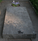 Могила С. Аррениуса на кладбище в Упсале