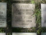 Надгробие Б. Кассена на Westwood Memorial Park Los Angeles, Los Angeles County, California, USA. Источник: https://www.findagrave.com/