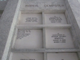 Место захоронения А. Демпстера в Forest Lawn Mausoleum  Toronto Toronto Municipality Ontario, Canada. Источник: http://www.findagrave.com/cgi-bin/fg.cgi?page=gr&amp;GRid=95882655