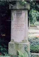 Могила Г. Гейсслера на Alter Friedhof  Bonn Bonner Stadtkreis Nordrhein-Westfalen, Germany.