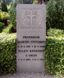 Могила М. Кнудсена на кладбище Hasmark, Otterup, Funen. Источник: http://www.gravsted.dk/person.php?navn=martinhanschristianknudsen