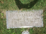 Могила А. Смакулы на Newton Cemetery, Middlesex County, Massachusetts. Источник: https://www.findagrave.com/memorial/169925409/alexander-smakula