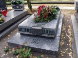 Могила С. Калиского на  военном кладбище Powązkach