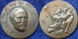 Памятная медаль в честь Дж. Гиббса