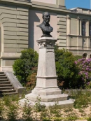 Памятник Ж.-Д. Колладону в Парке Бастион в Женеве. Источник: http://statues.vanderkrogt.net/object.php?record=chge013